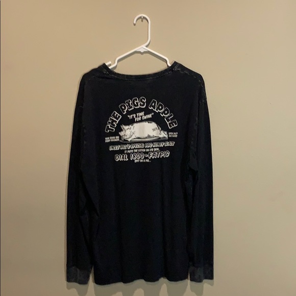 Men’s long sleeve shirt. - Picture 2 of 2